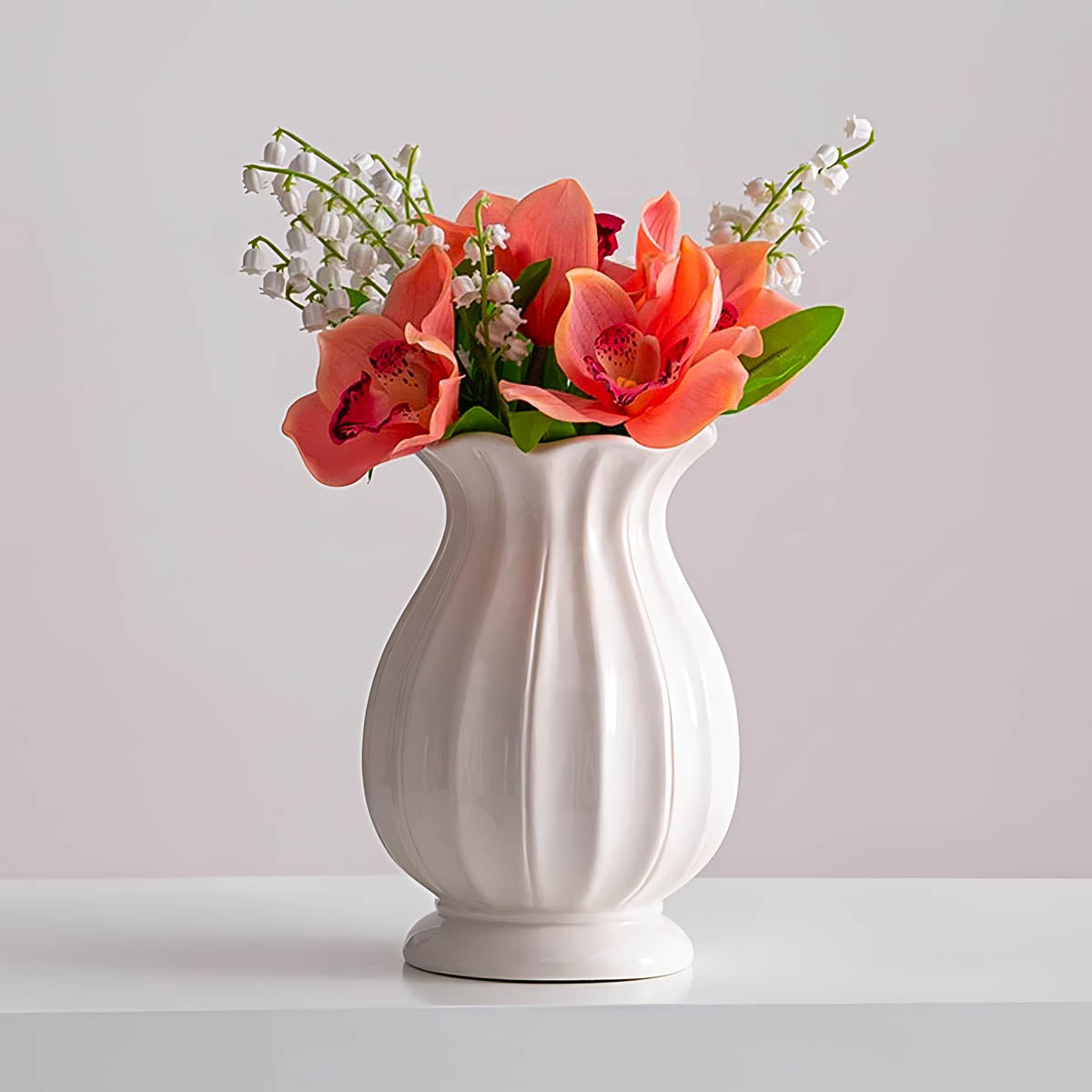 Sequoia Axis Ceramic Fluted Vase — photo 2