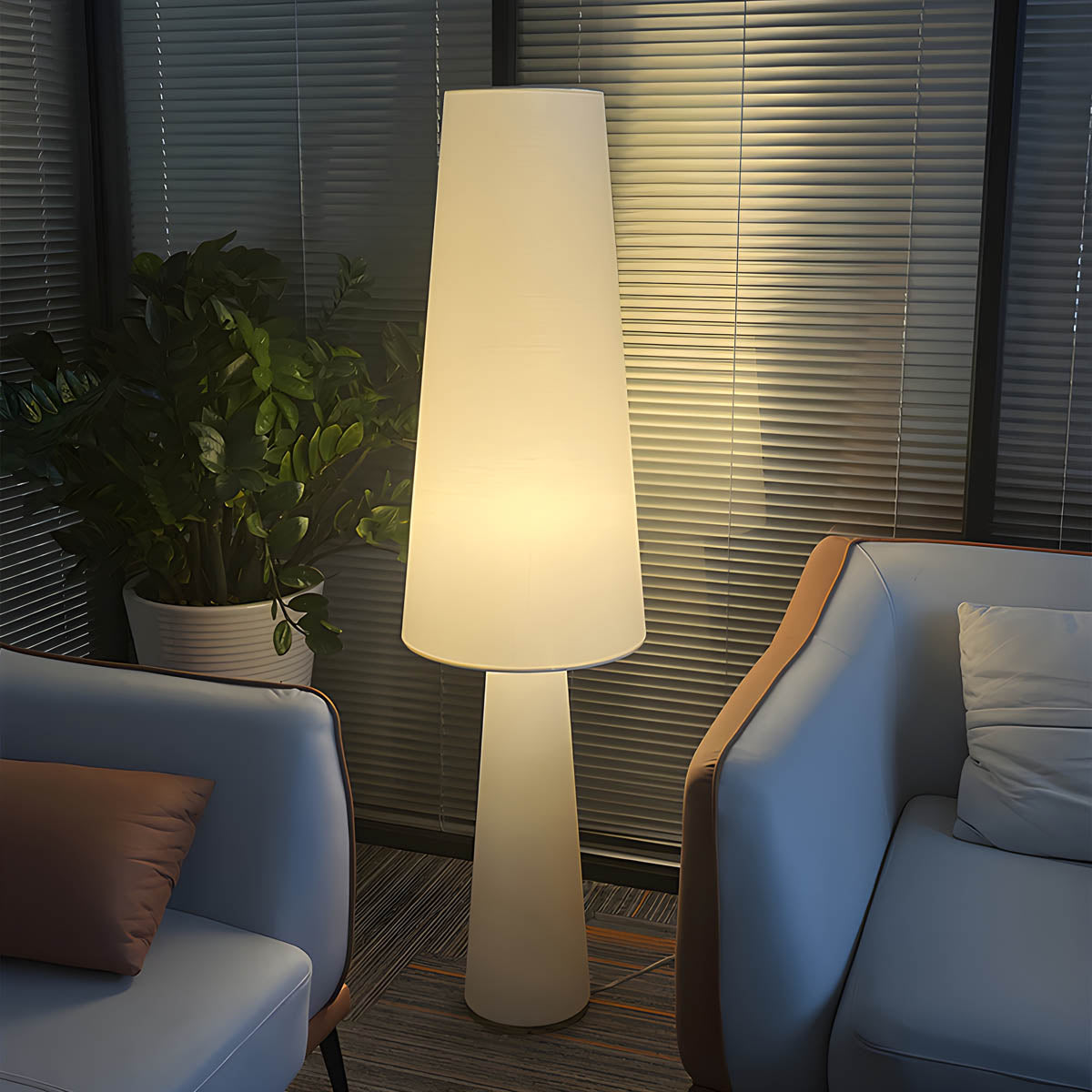 Hollis Form Metal Floor Lamp — gallery image 6