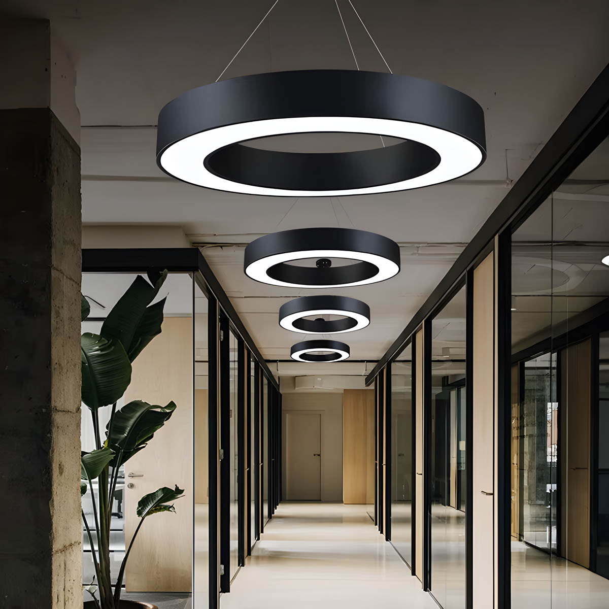 
Lustre Tilden Form em Metal — foto 3