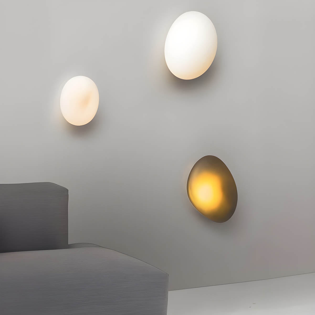 Sequoia Form Glass Wall Sconce — gallery image 6