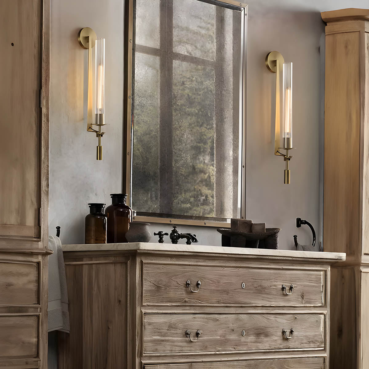 Lindenwood Form Glass Wall Sconce — gallery image 4