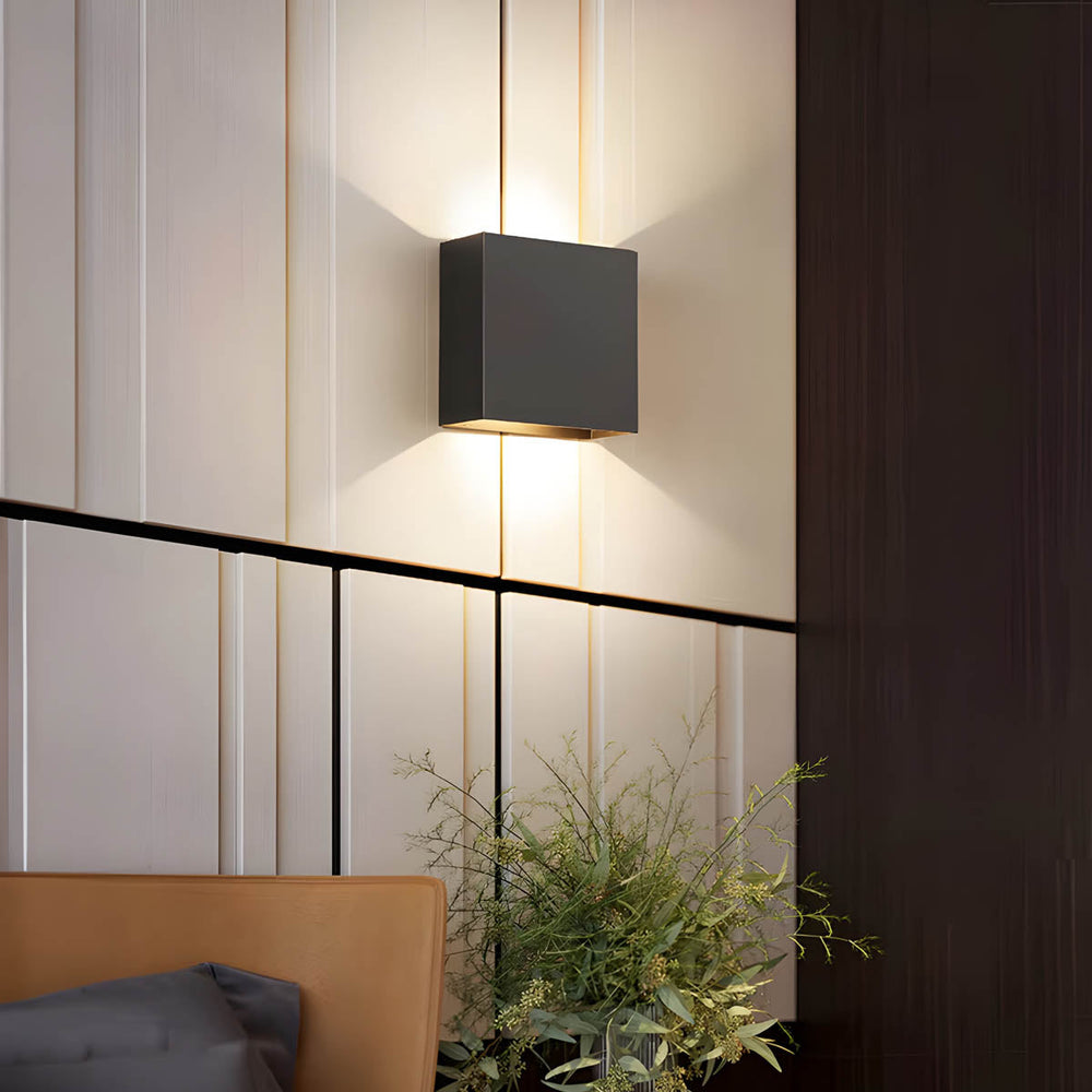 Briarwood Form Aluminum Wall Sconce — gallery image 4