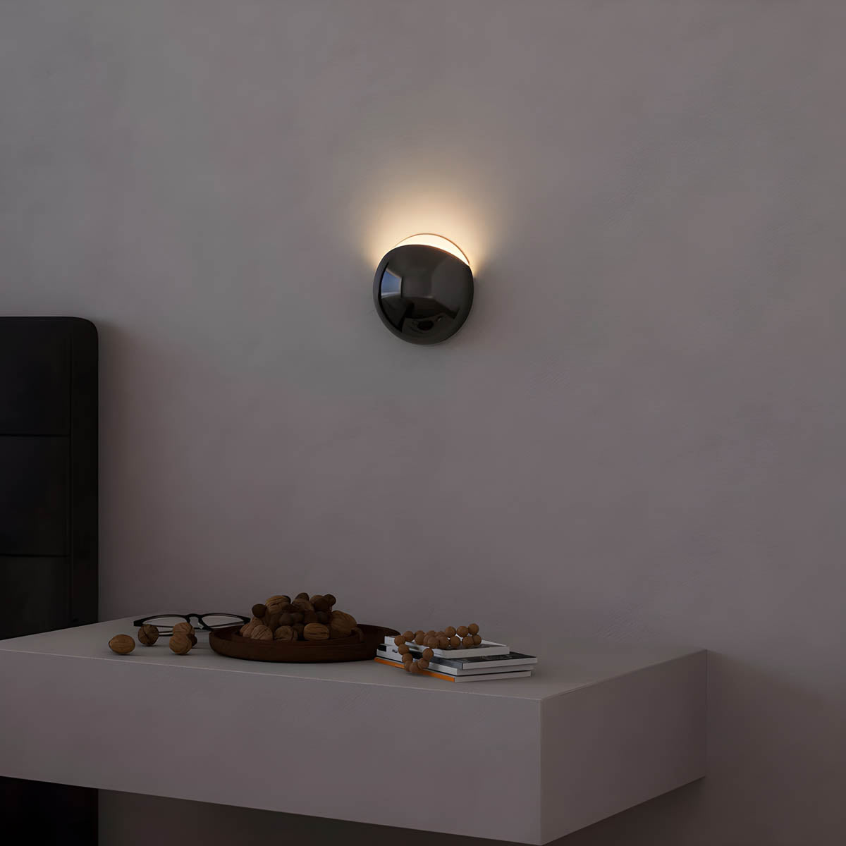 Wildwood Form Aluminum Pebble Wall Sconce — gallery image 4