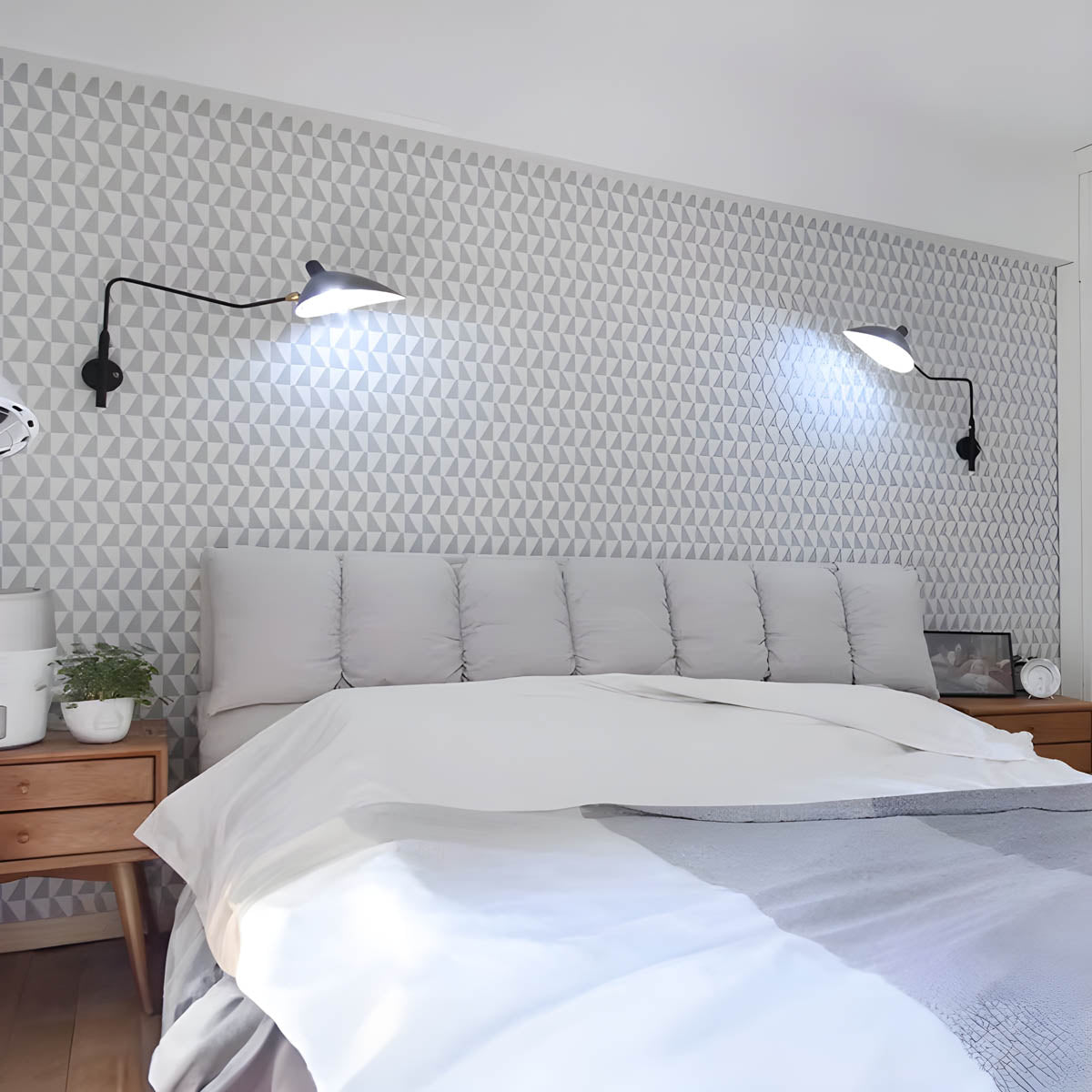 Foxglove Form Iron Wall Sconce — gallery image 11