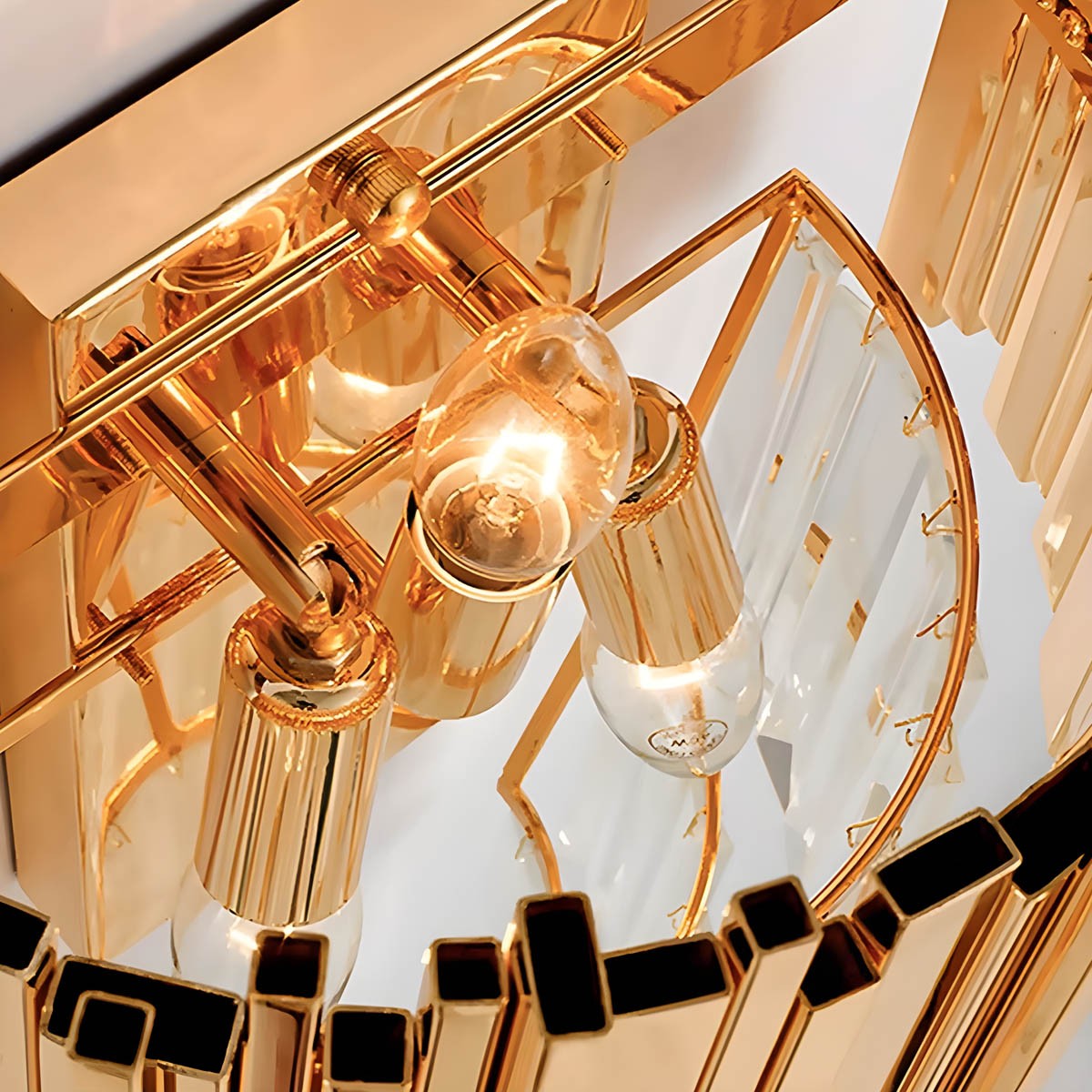 Waverley Beam Crystal Wall Sconce — gallery image 15