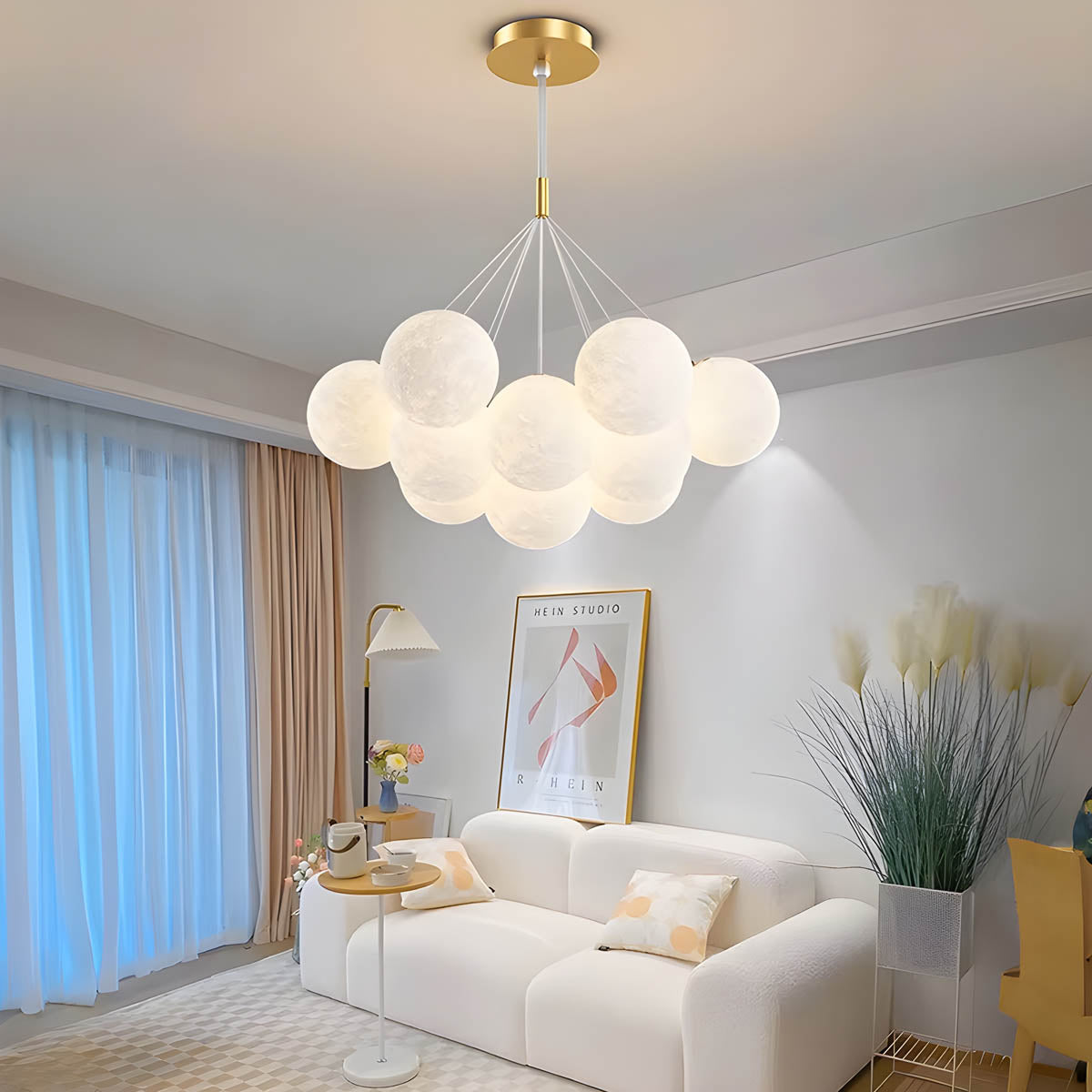 Thornfield Beam Acrylic Cluster Chandelier — gallery image 27