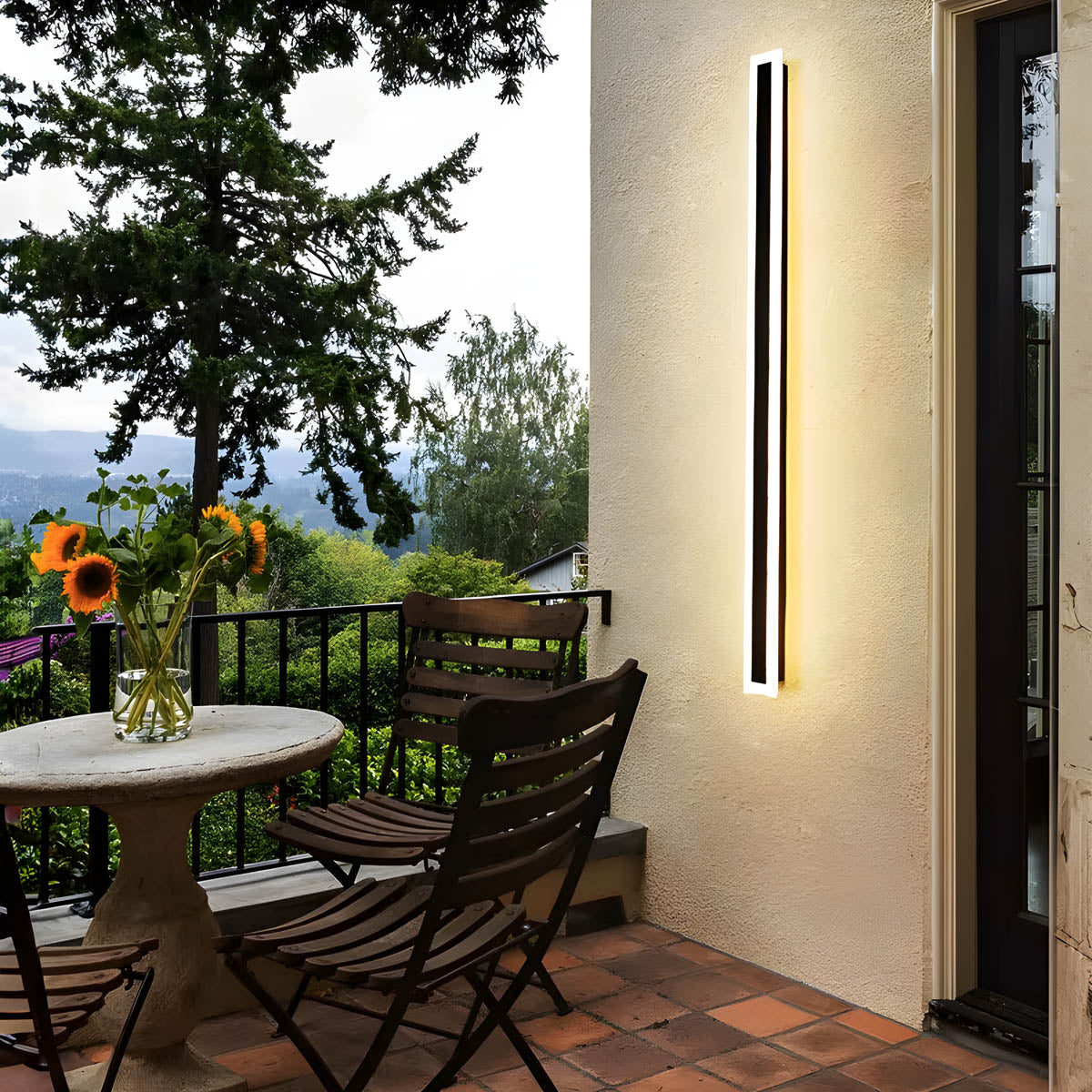 Acorn Beam Acrylic Linear Outdoor Wall Light — gallery image 5