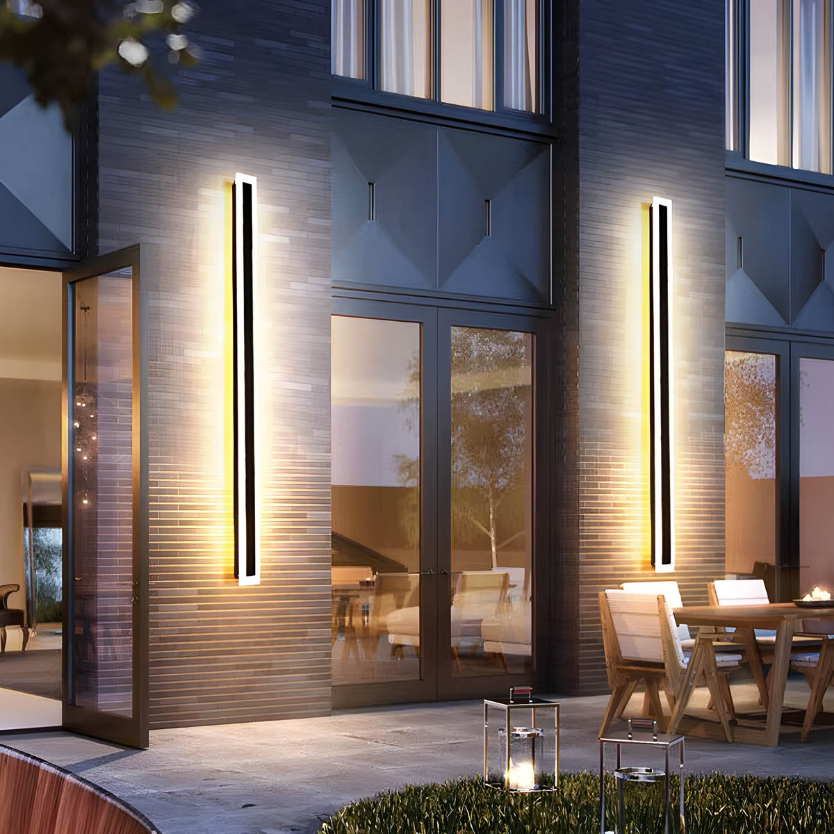 Acorn Beam Acrylic Linear Outdoor Wall Light — gallery image 9