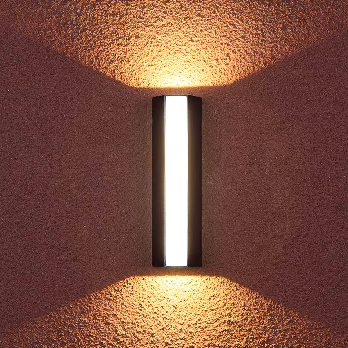 Elmsford Beam Aluminum Outdoor Wall Light — gallery image 3