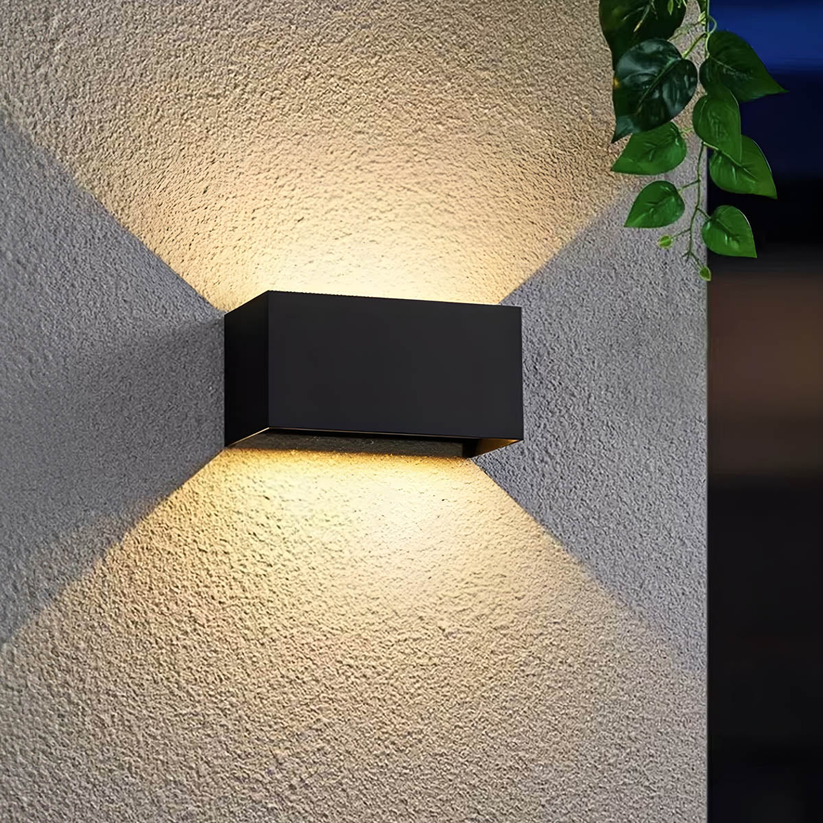 Pemberley Beam Aluminum Outdoor Wall Light — gallery image 4