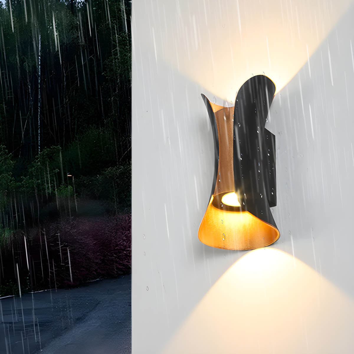 
Hazel Drop Glass Outdoor Wall Light — photo 11