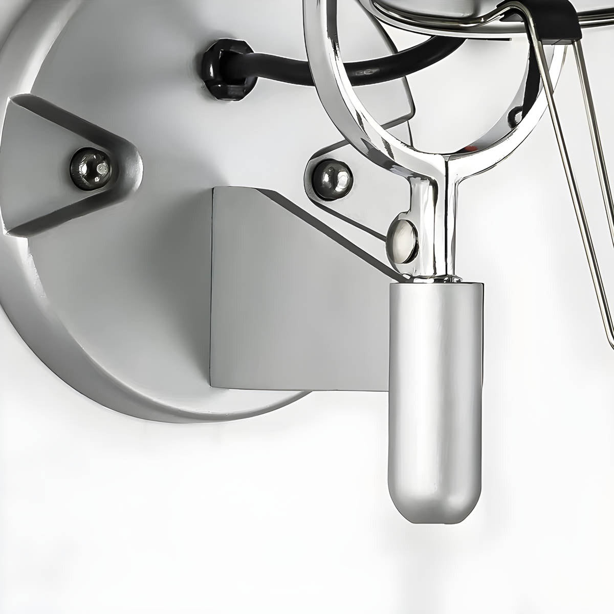 Oakmere Drop Aluminum Wall Sconce — gallery image 10