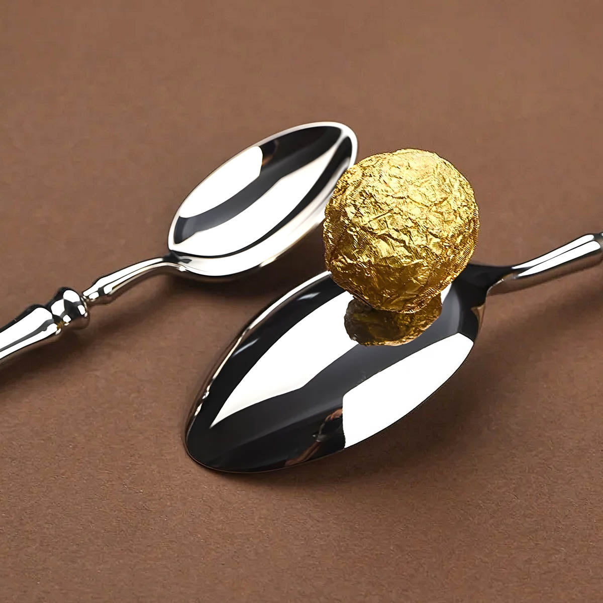 Reed Curve Stainless Steel Flatware Set — gallery image 9