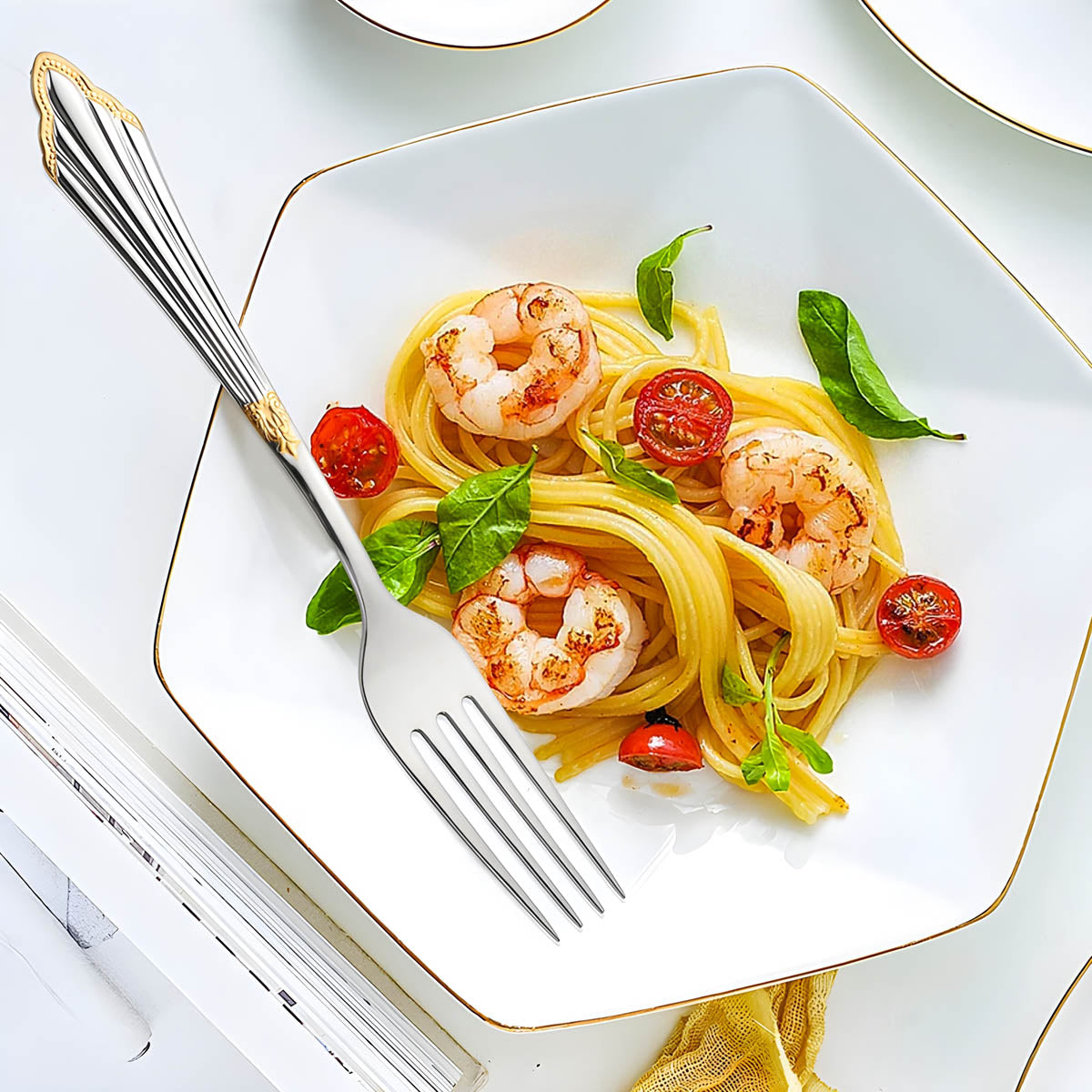Clover Curve Stainless Steel Flatware Set — gallery image 9