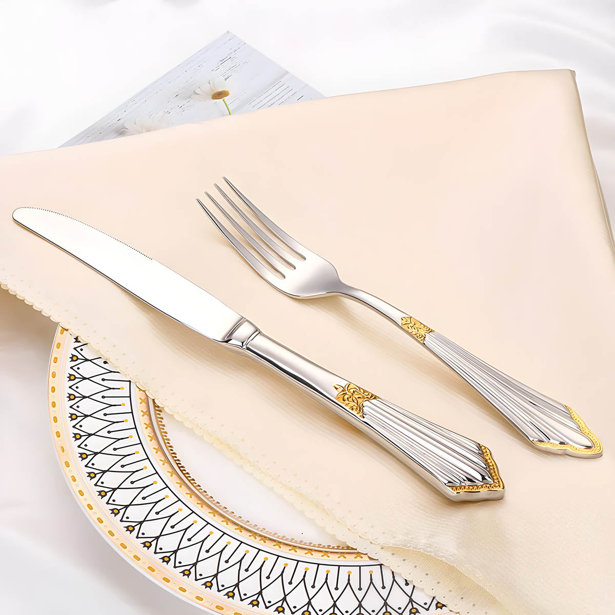 Clover Curve Stainless Steel Flatware Set — gallery image 11