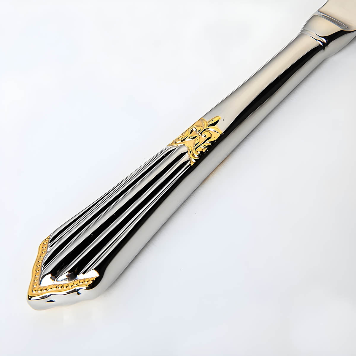 Clover Curve Stainless Steel Flatware Set — gallery image 18