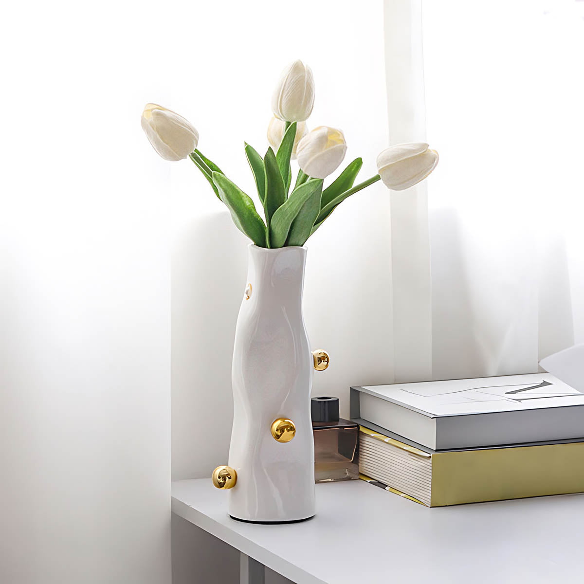 Birch Axis Resin Vase — gallery image 6
