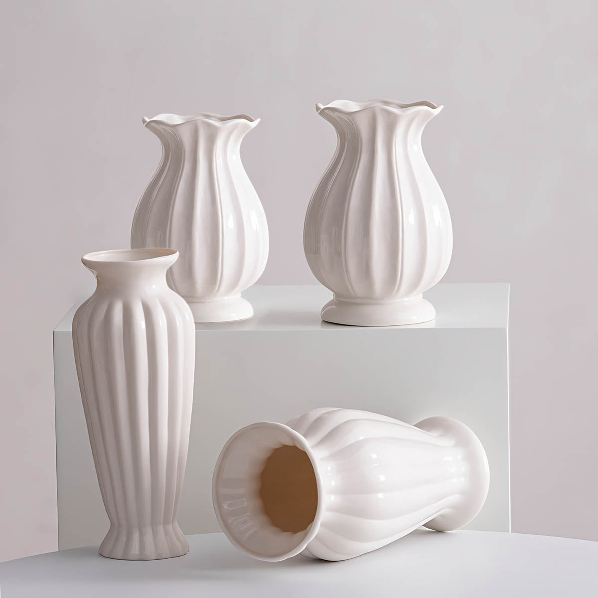 
Sequoia Axis Ceramic Fluted Vase — photo 3
