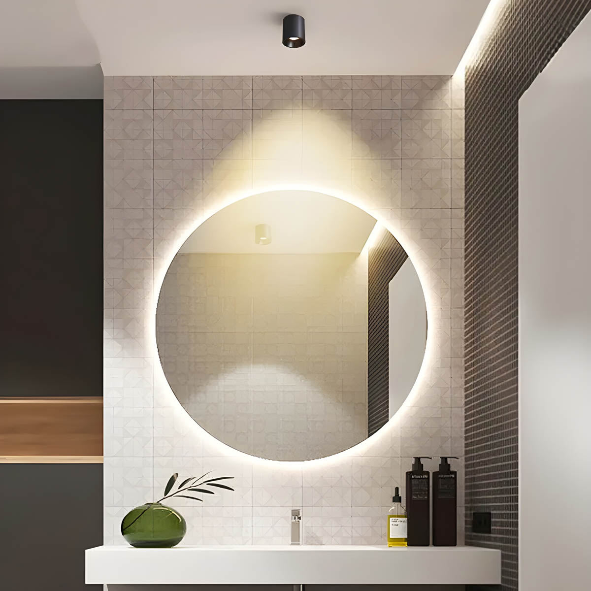 Clover Loop Aluminum Ceiling Light — gallery image 2