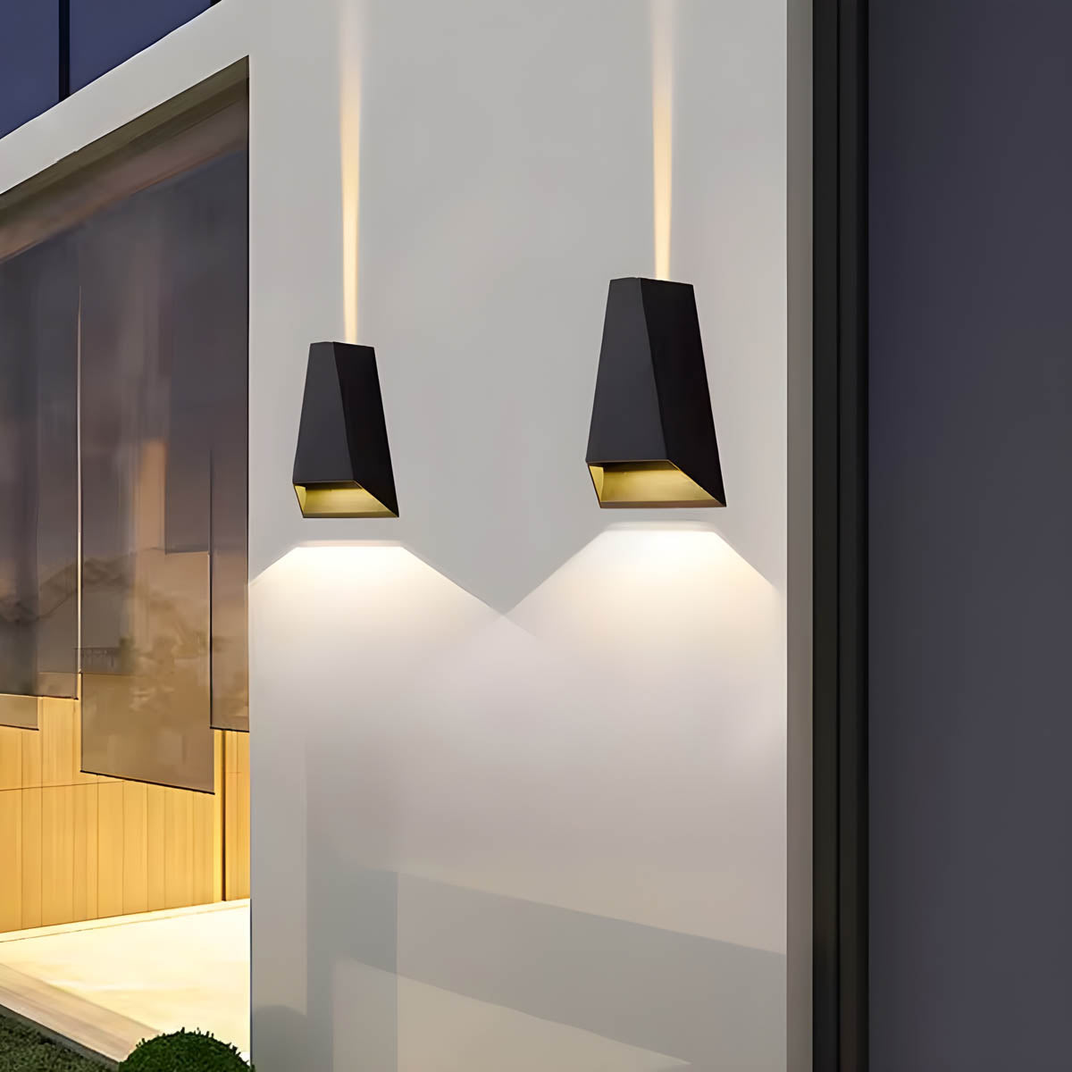 Laurelwood Loop Glass Lantern Wall Sconce — gallery image 11