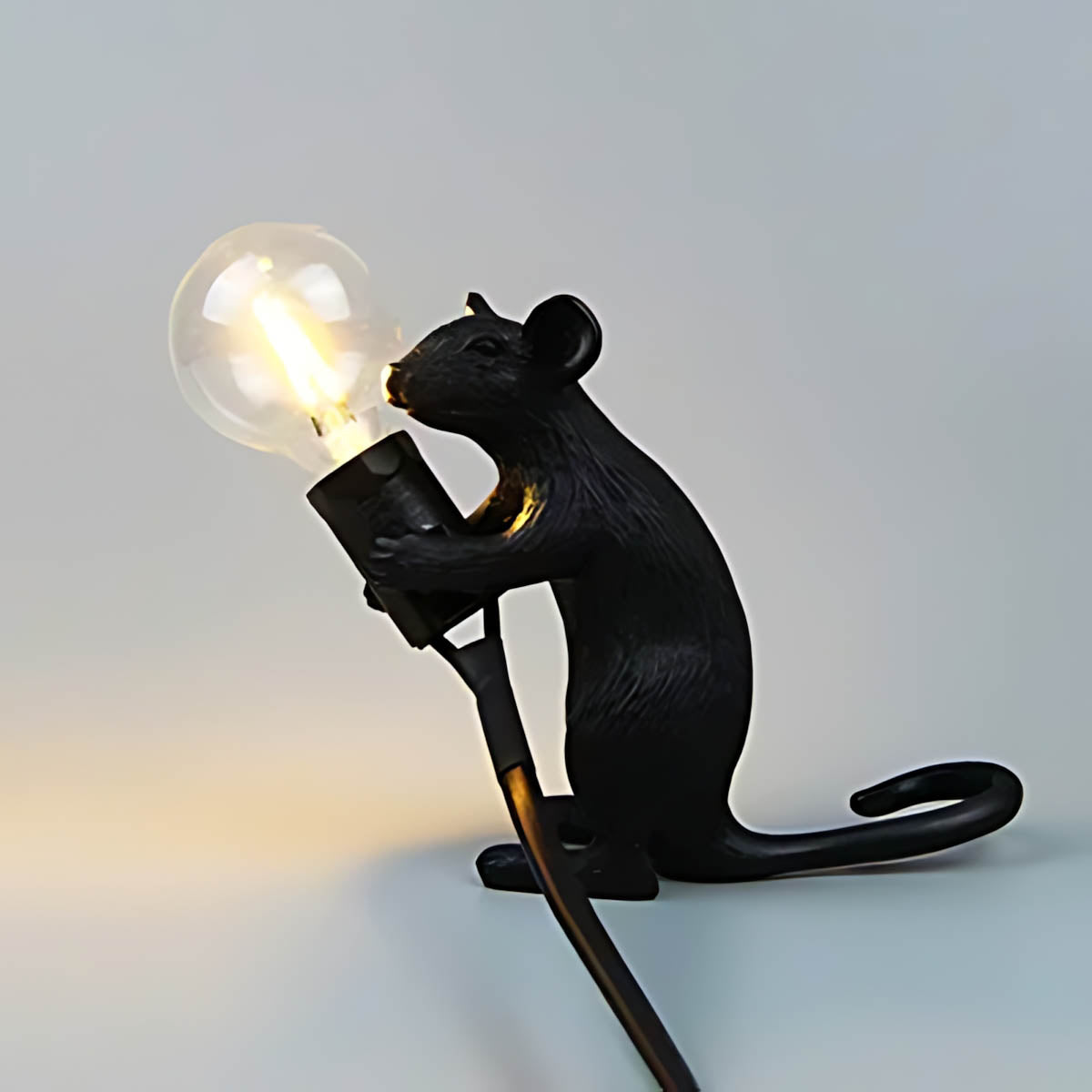 Larchwood Loop Resin Globe Table Lamp — gallery image 9