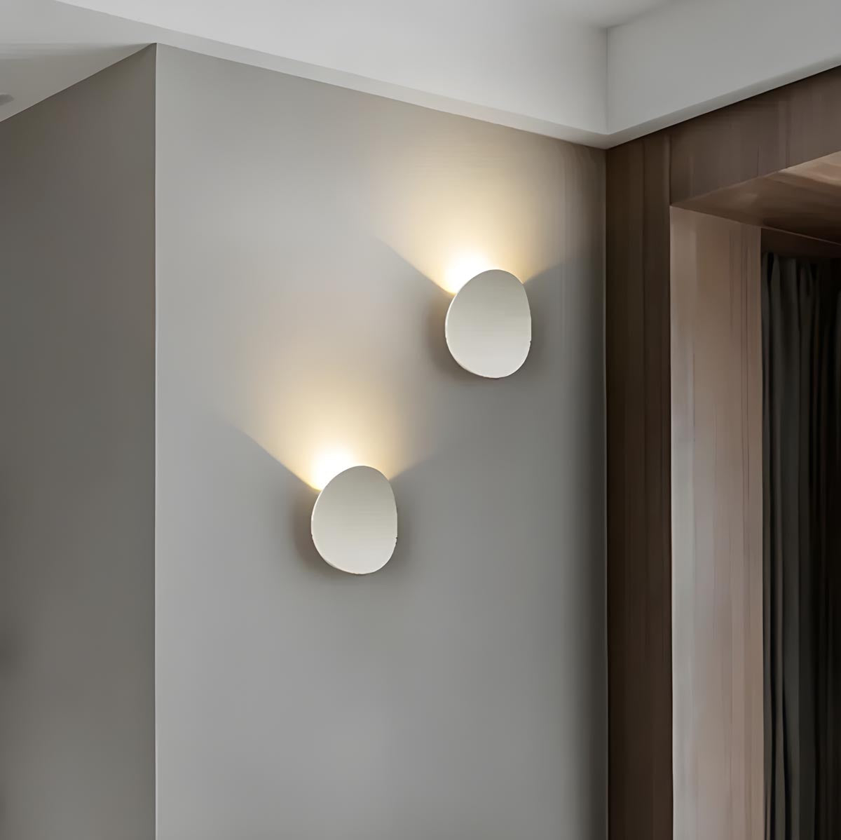 Bracken Halo Pebble Aluminum Wall Sconce — gallery image 4