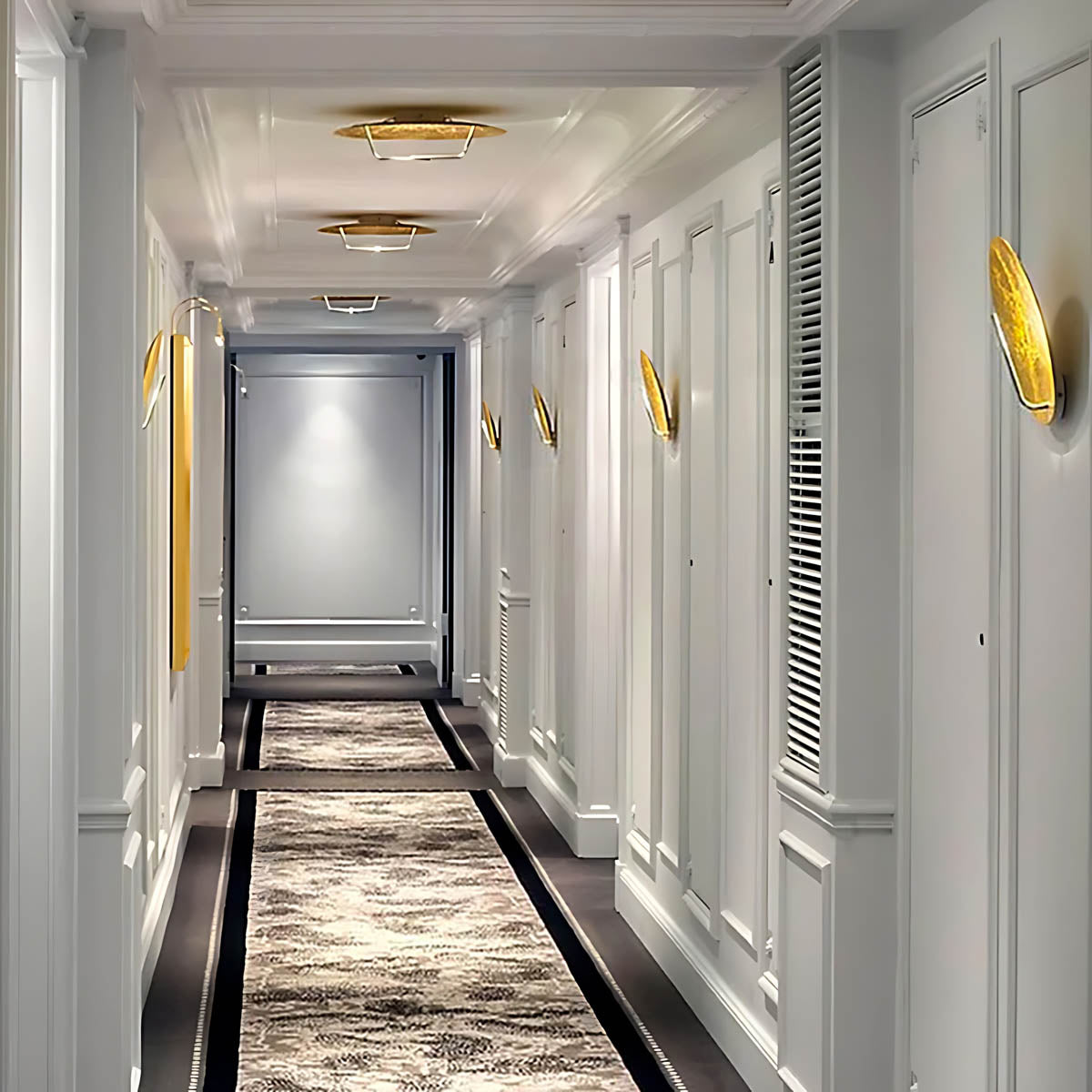 Brier Frame Metal Linear Wall Sconce — gallery image 7