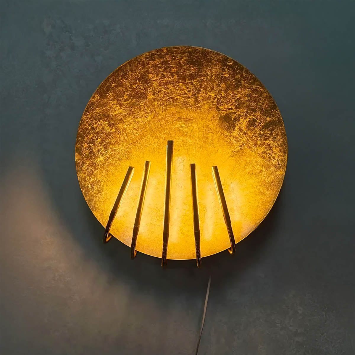 Brier Frame Metal Linear Wall Sconce — gallery image 3