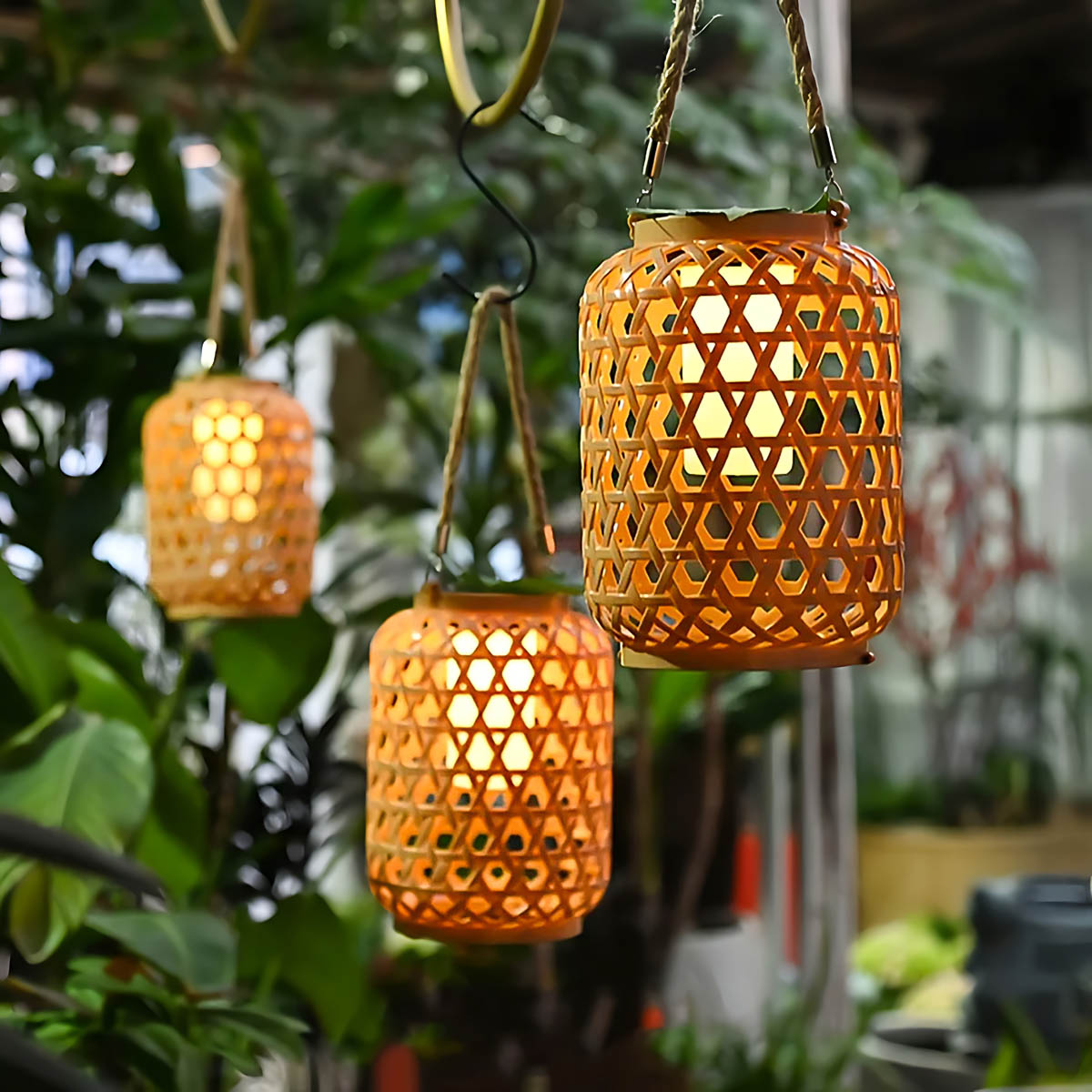 
Riverton Frame Lantern Table Lamp — photo 13