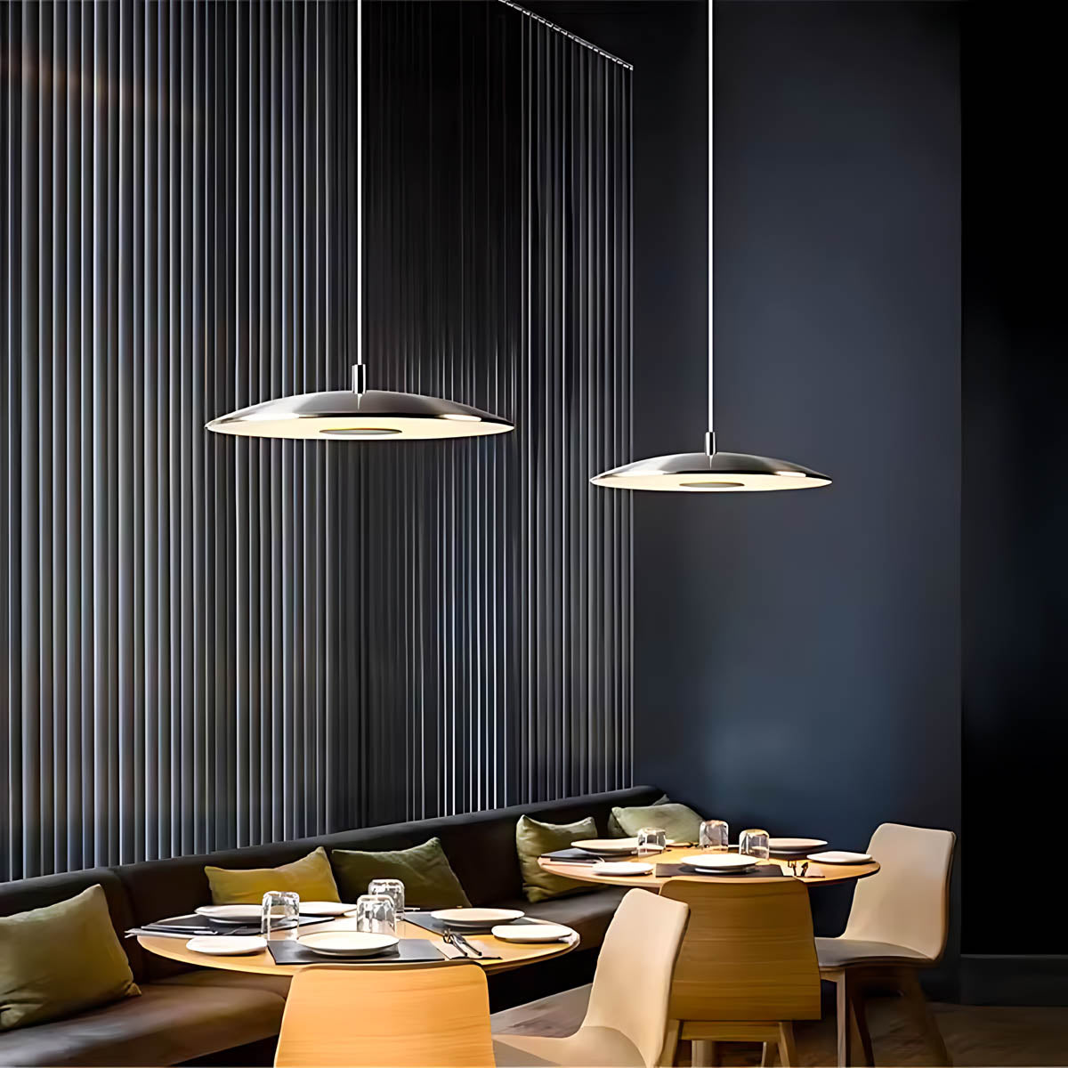 Eastmere Frame Glass Cluster Pendant Light — gallery image 9