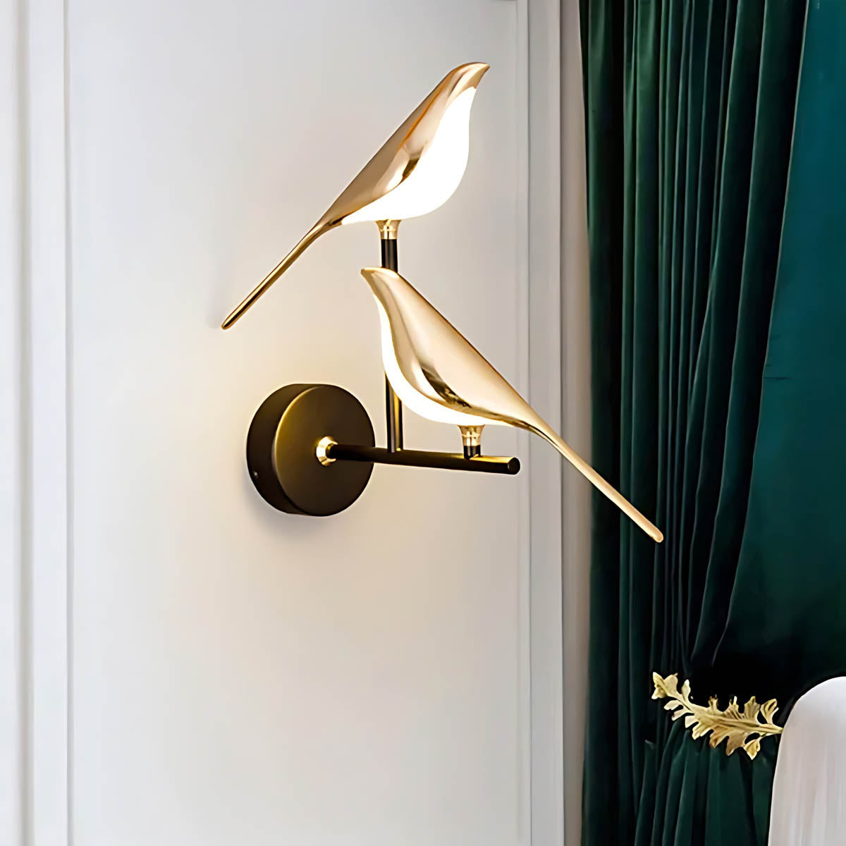 Norwood Frame Aluminum Wall Sconce — gallery image 7