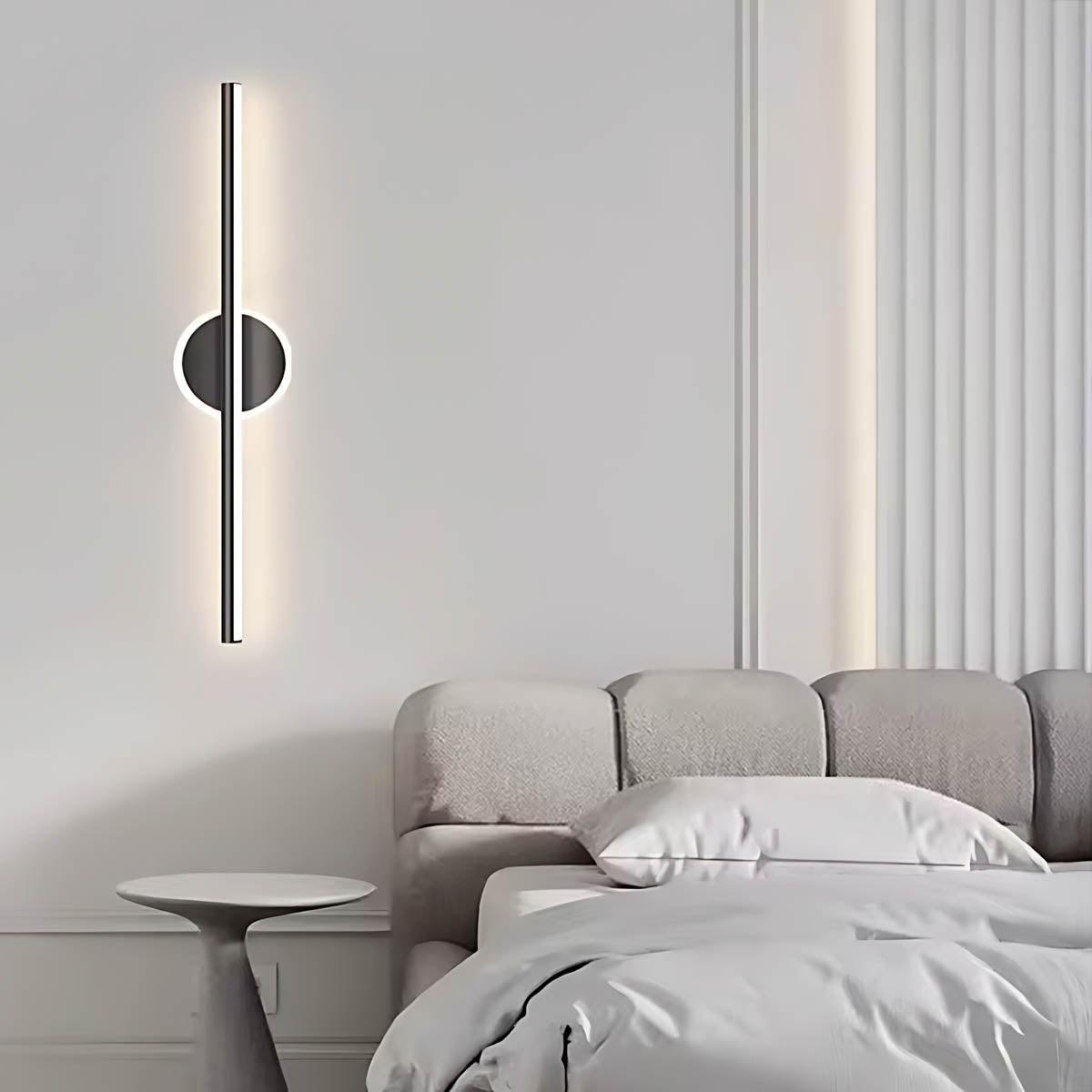 Eversley Frame Aluminum Linear Wall Sconce — gallery image 15