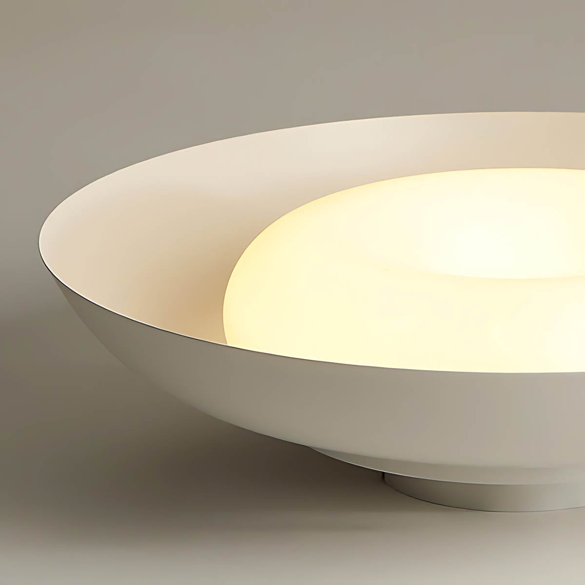 
Lámpara colgante de acrílico Larchwood Vessel — foto 10