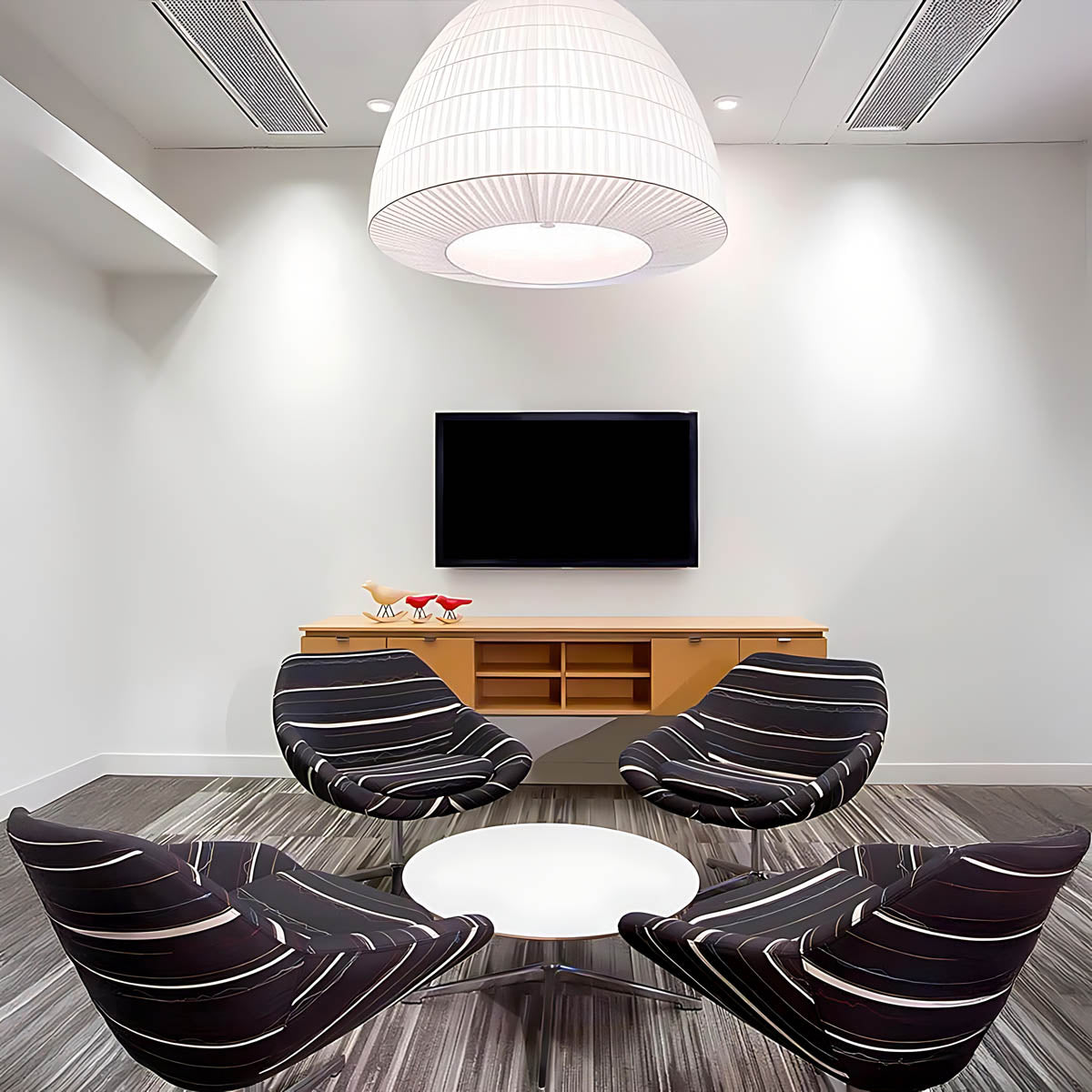 Fairford Span Metal Dome Pendant Light — gallery image 13