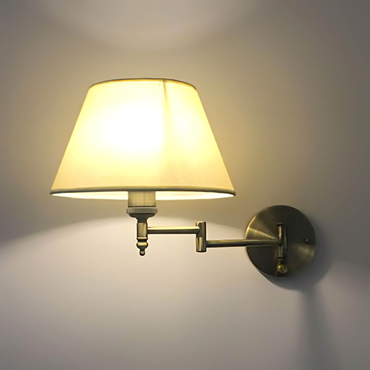Acorn Span Iron Wall Sconce — gallery image 8