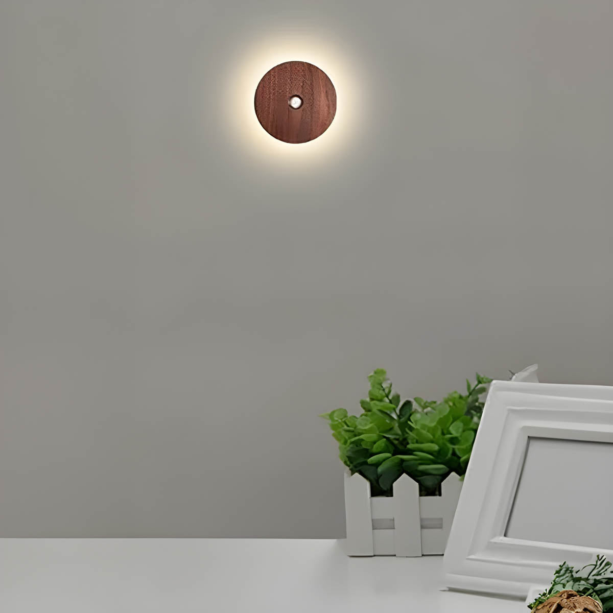 Fielding Reach Wood Wall Sconce — gallery image 3